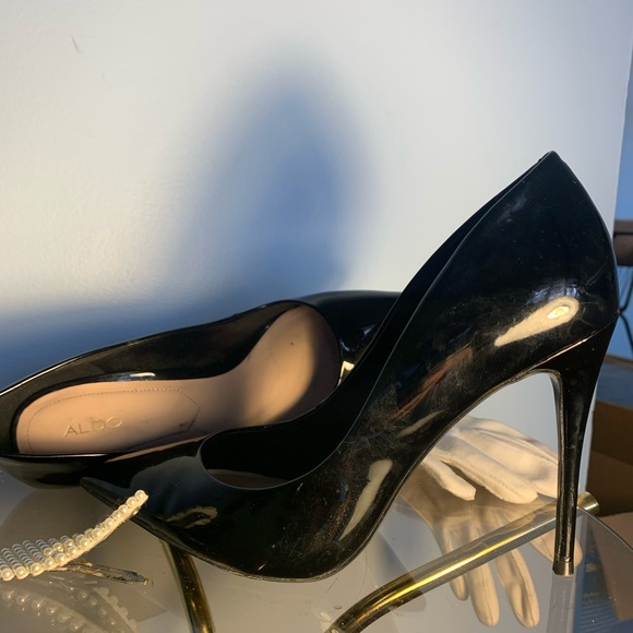 Black patent stilettos - Picture 3 of 3